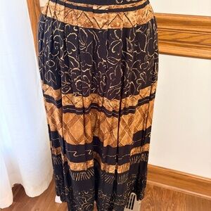 Vintage Chic Black and Brown Print Skirt, EUC, M